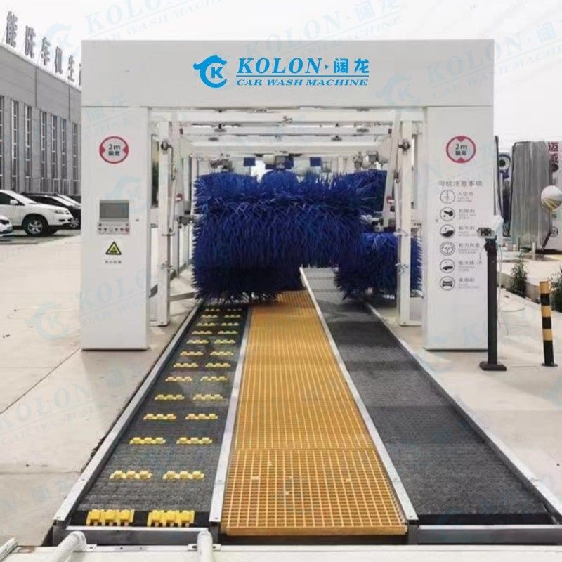 Thiết bị rửa xe tự động loại đường hầm dây đai với Whatsapp Liên hệ 8617765180874