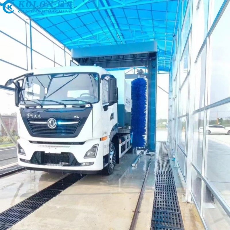 Hệ thống rửa xe buýt điện tiết kiệm nước với tiêu thụ nước 80L / xe bằng điều khiển PLC