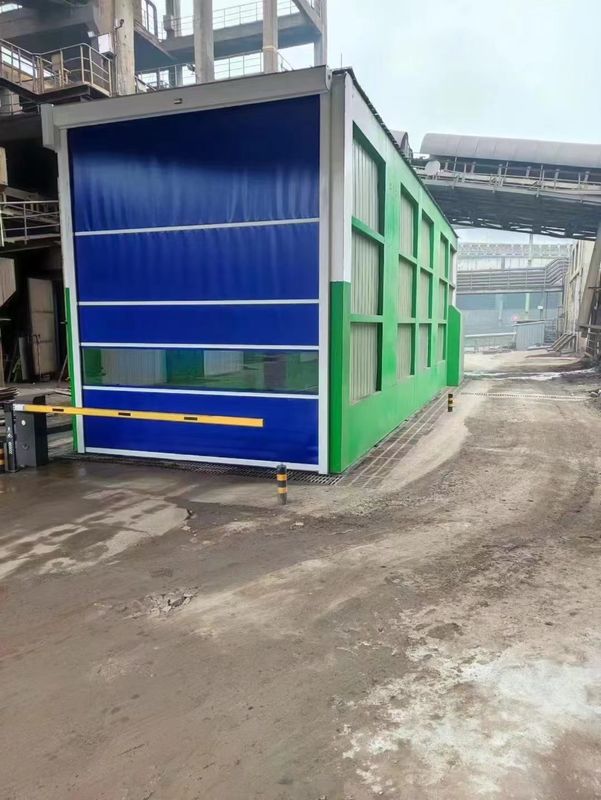 Máy giặt xe buýt điện với thời gian giặt 3-5 phút / xe Không giới hạn thời gian giặt tối đa